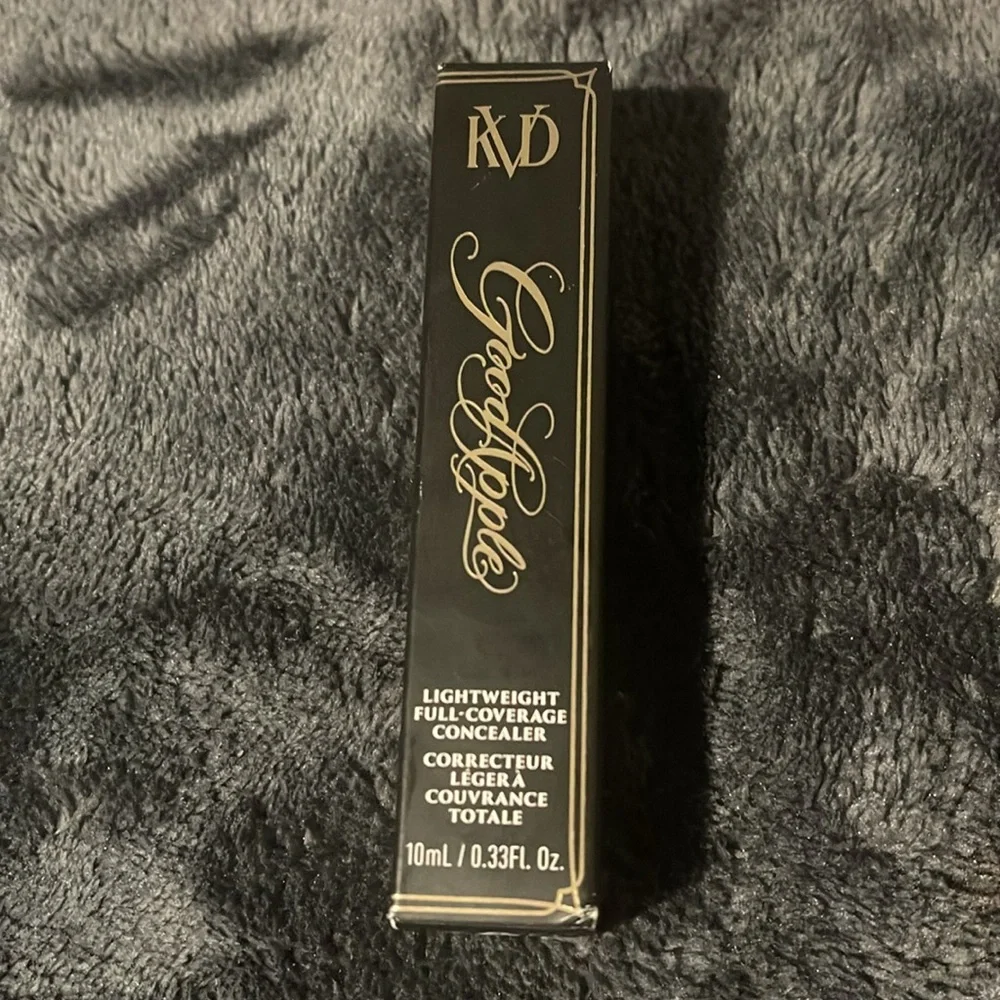 KVD Light 107 Good Apple Lightweight Full-Coverage Concealer - Picture 3 of 4